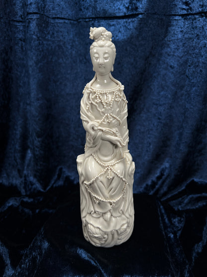 Vintage Chinese Guanyin Figurine - White Porcelain Buddhist Bodhisattva