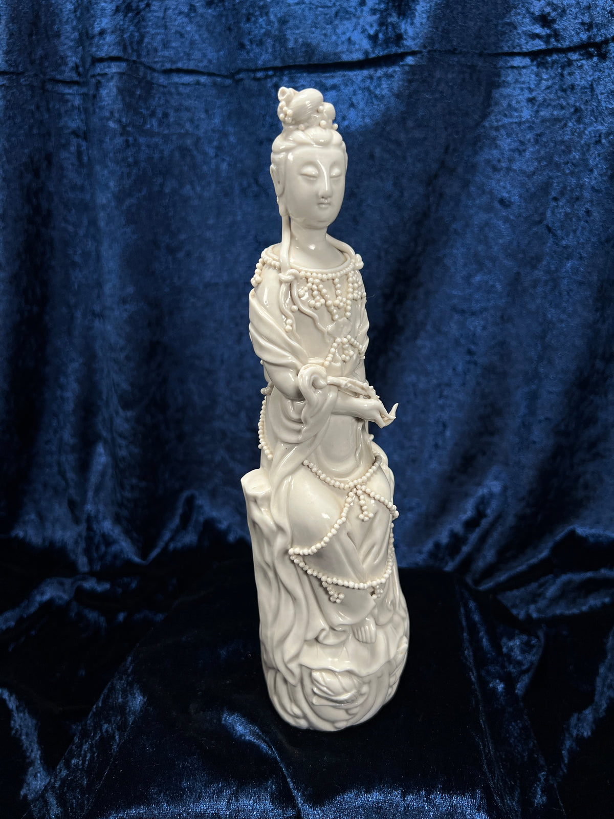 Vintage Chinese Guanyin Figurine - White Porcelain Buddhist Bodhisattva
