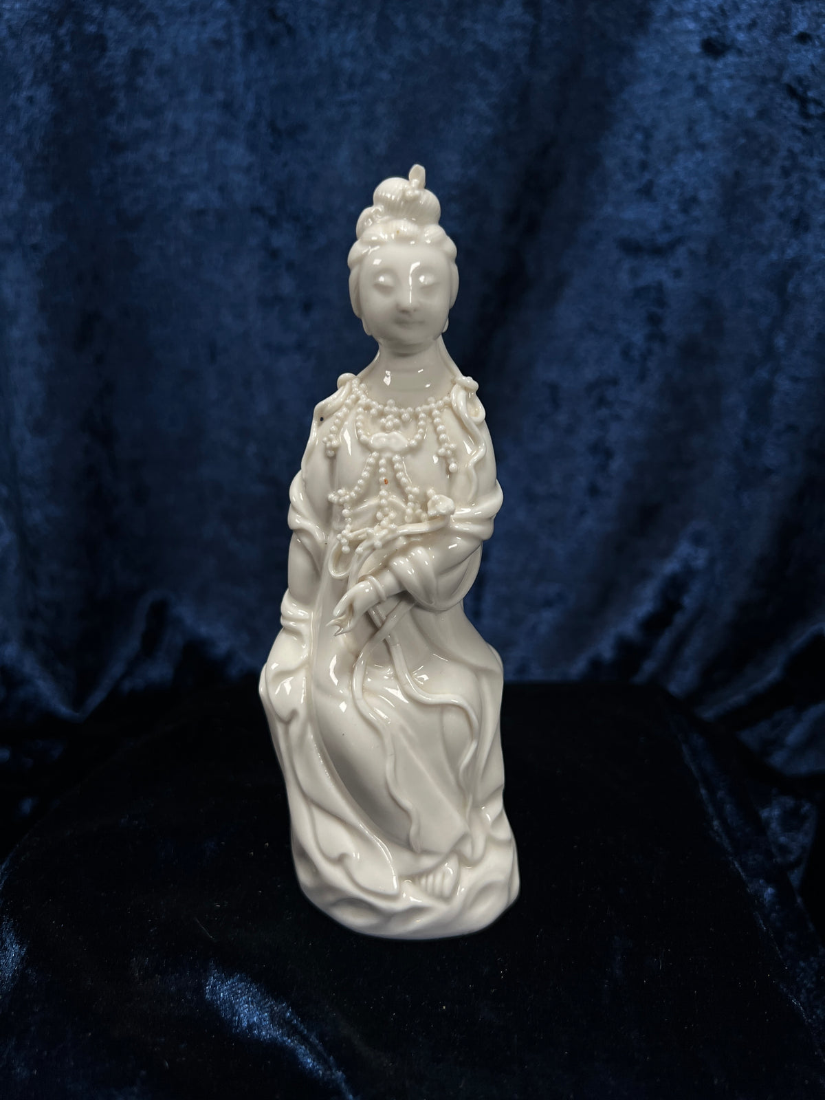 Vintage Chinese Porcelain Guanyin Figurine - White Bodhisattva of Compassion
