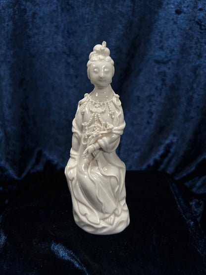 Vintage Chinese Porcelain Guanyin Figurine - White Bodhisattva of Compassion