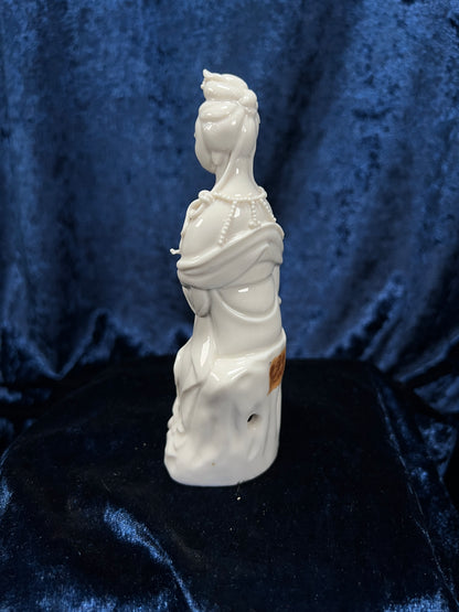 Vintage Chinese Porcelain Guanyin Figurine - White Bodhisattva of Compassion