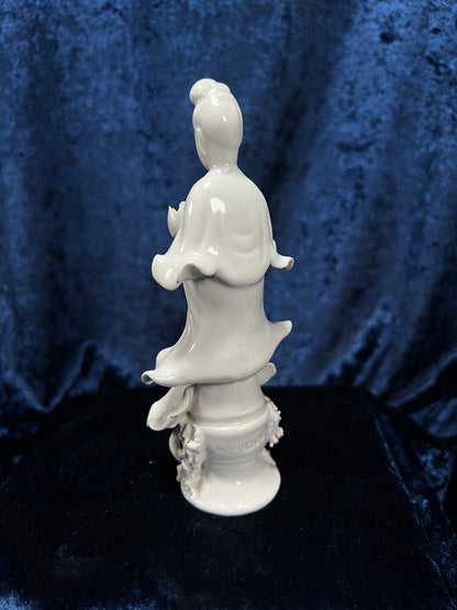 Vintage Chinese Porcelain Guanyin Figurine - White Buddhist Goddess on Lotus Base