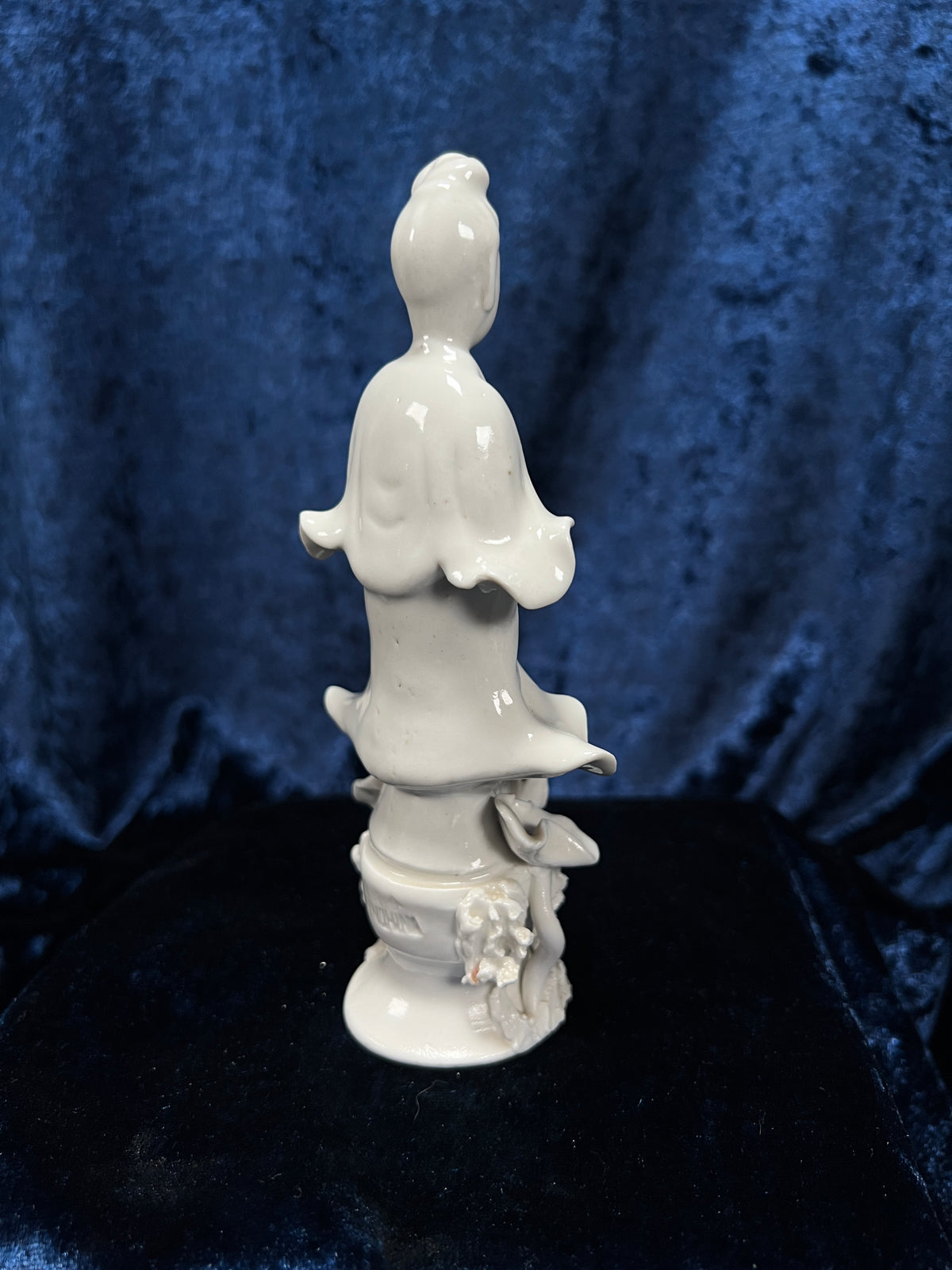 Vintage Chinese Porcelain Guanyin Figurine - White Buddhist Goddess on Lotus Base
