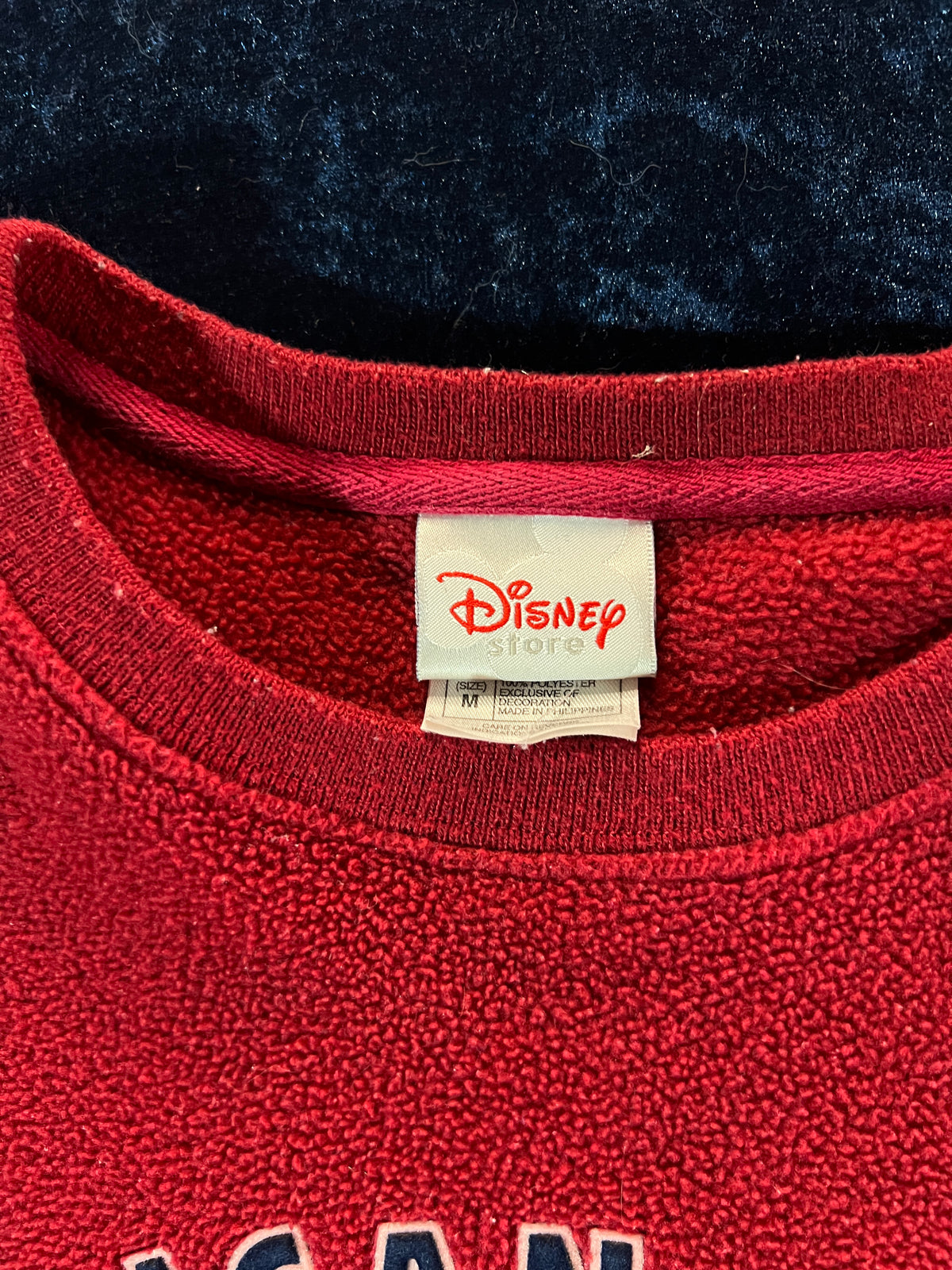 Vintage Disney Store Crew Neck Fleece Sweater - American Classic Mickey Patch - Medium