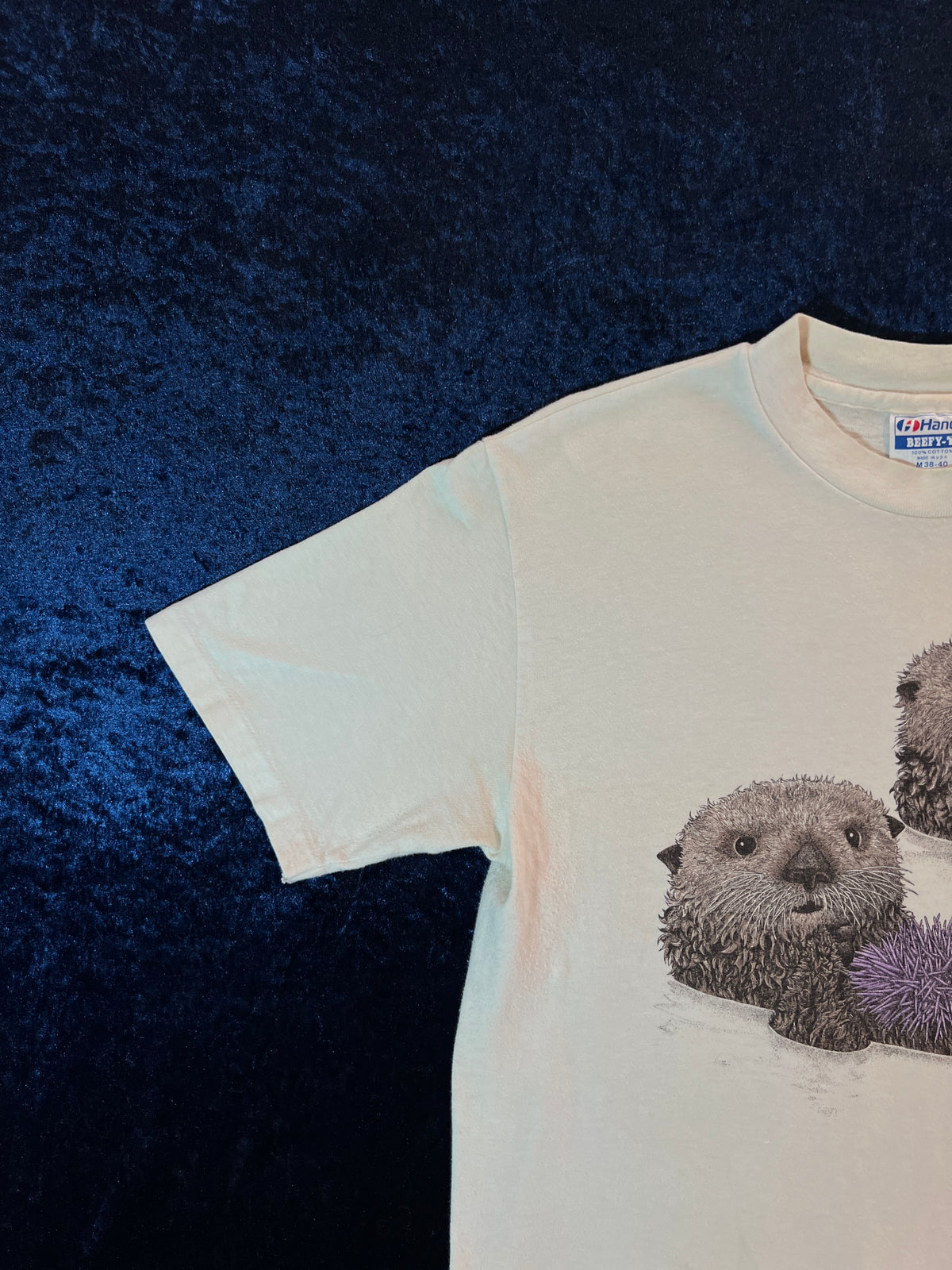 Vintage Hanes Cotton T-Shirt - Sea Otter Souvenir Graphic - Medium