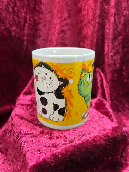 Vintage Mug - Novelty Coffee Cup - Funky 90s Cartoon Cats - Green and Spotted - Allied Design