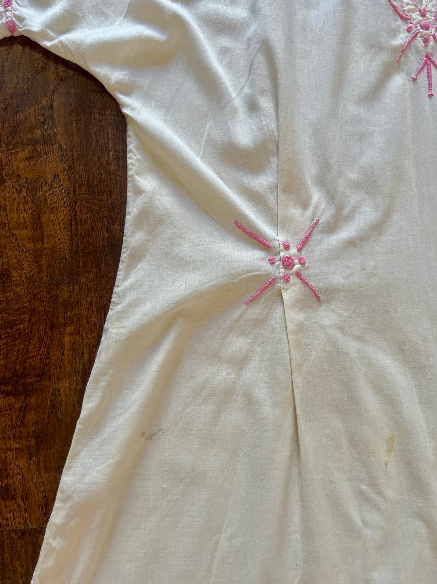 Vintage Handmade Cotton Linen Caftan - Pink Embroidered Boho Tunic Dress - Medium