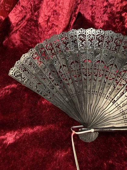 Vintage Faux Lace Plastic Handheld Fan in Black – Gothic Victorian Style