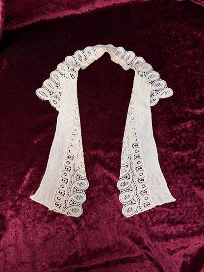 Vintage Lace Collar Overlay – Victorian Style Open Front Embroidered Panel