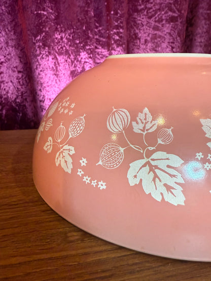 Vintage Kitchen - Large Cinderella Pyrex Bowl - Gooseberry Pattern