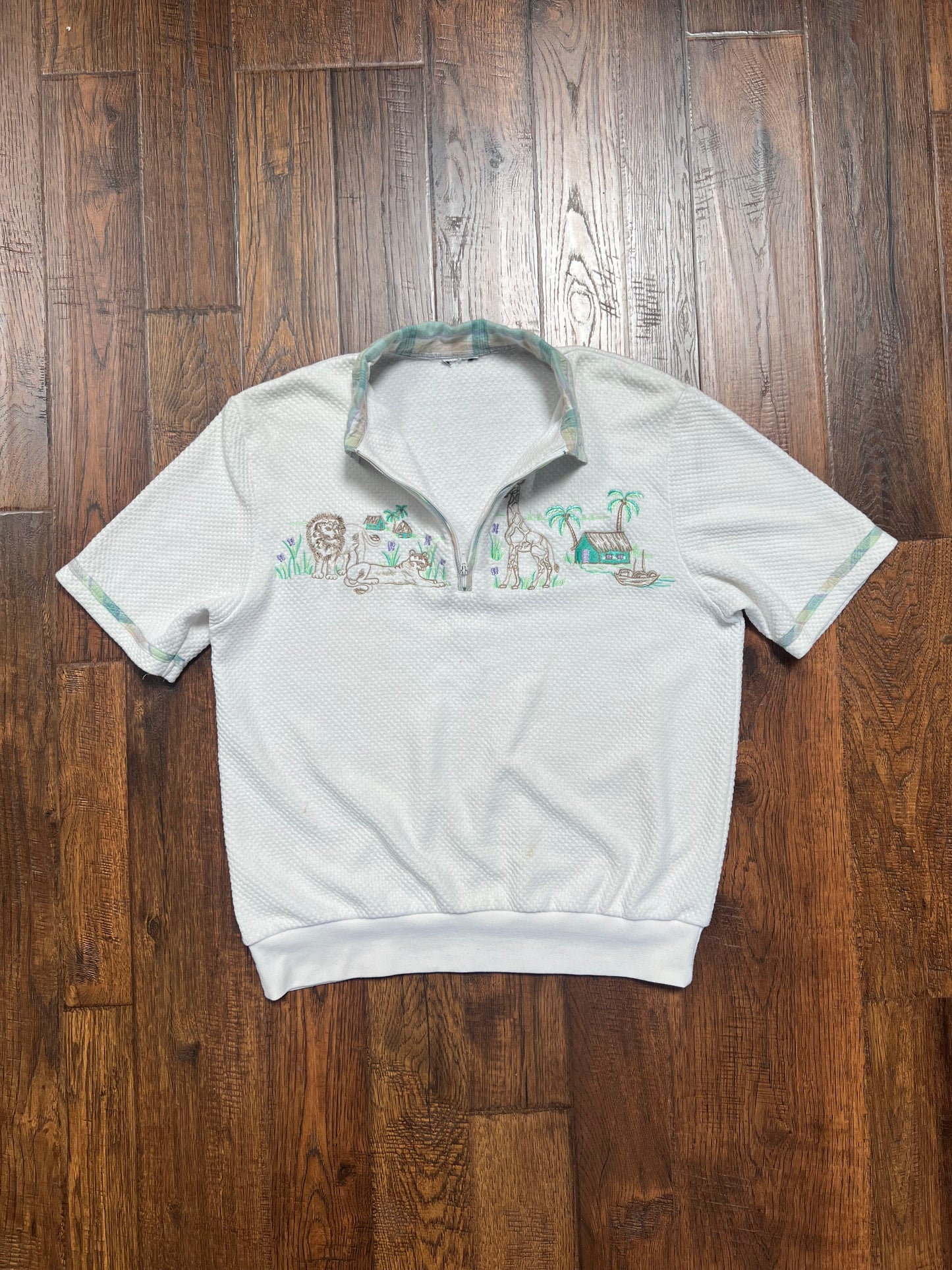 Vintage Clothing - Half Zip Polo Shirt - Embroidered Safari Animals - Medium