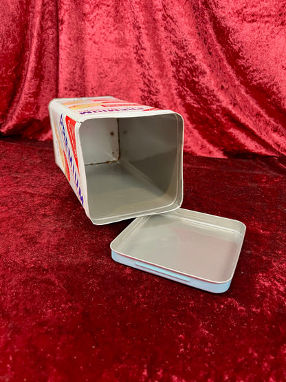 Vintage Kitchen Canister - Nabisco Premium Saltine Cracker Tin - 14 Oz