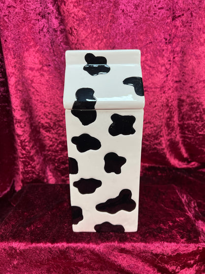Vintage Ceramic Cookie Jar – Cow Print Milk Carton Design