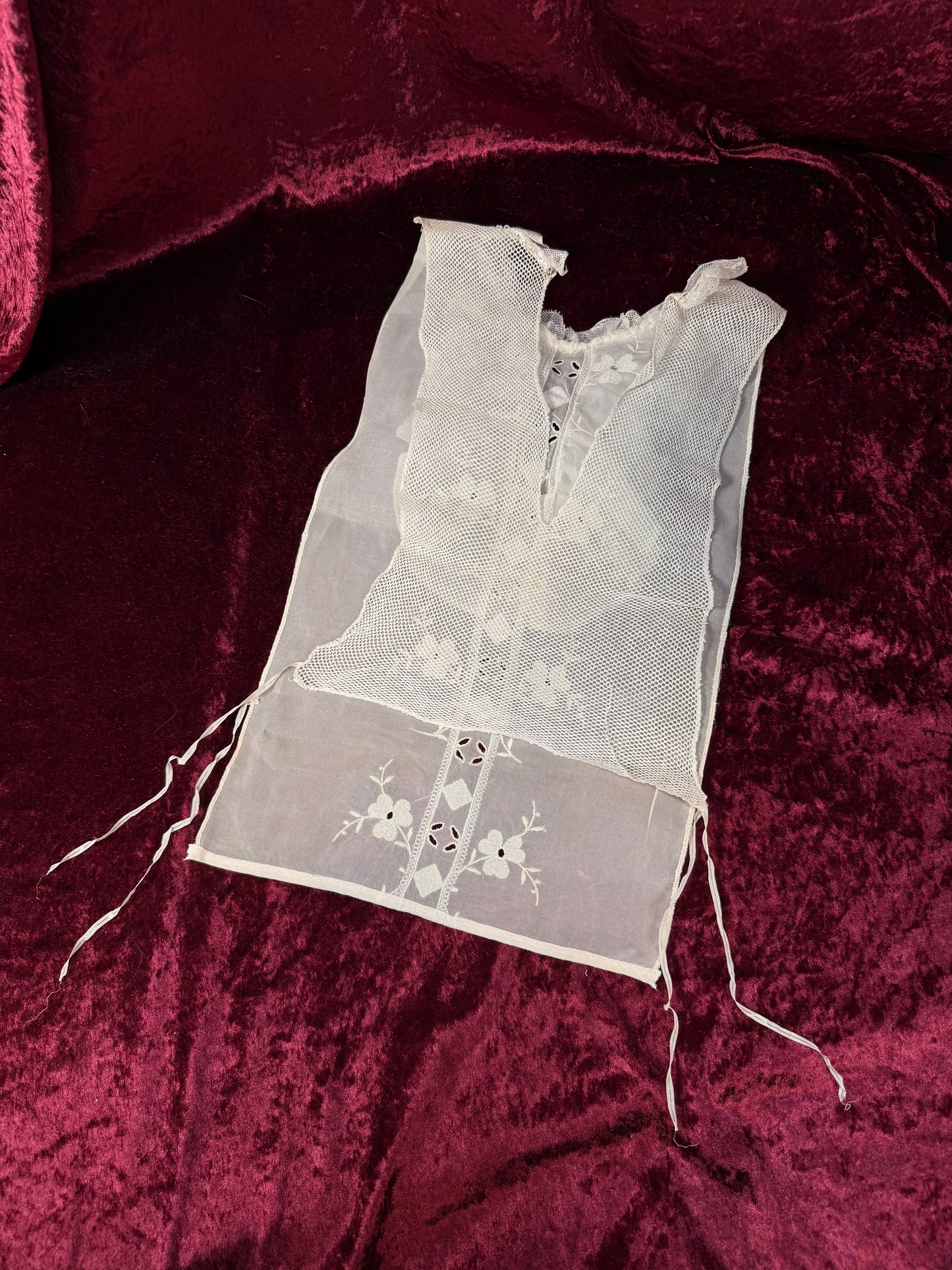 Vintage Hand Embroidered Lace Collar – Victorian Style Ruffled Bib Overlay