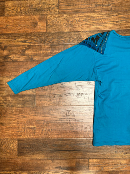 Vintage Clothing - Long Sleeve Shirt - Southwestern Print on Blue - Medium - Silver Cloud