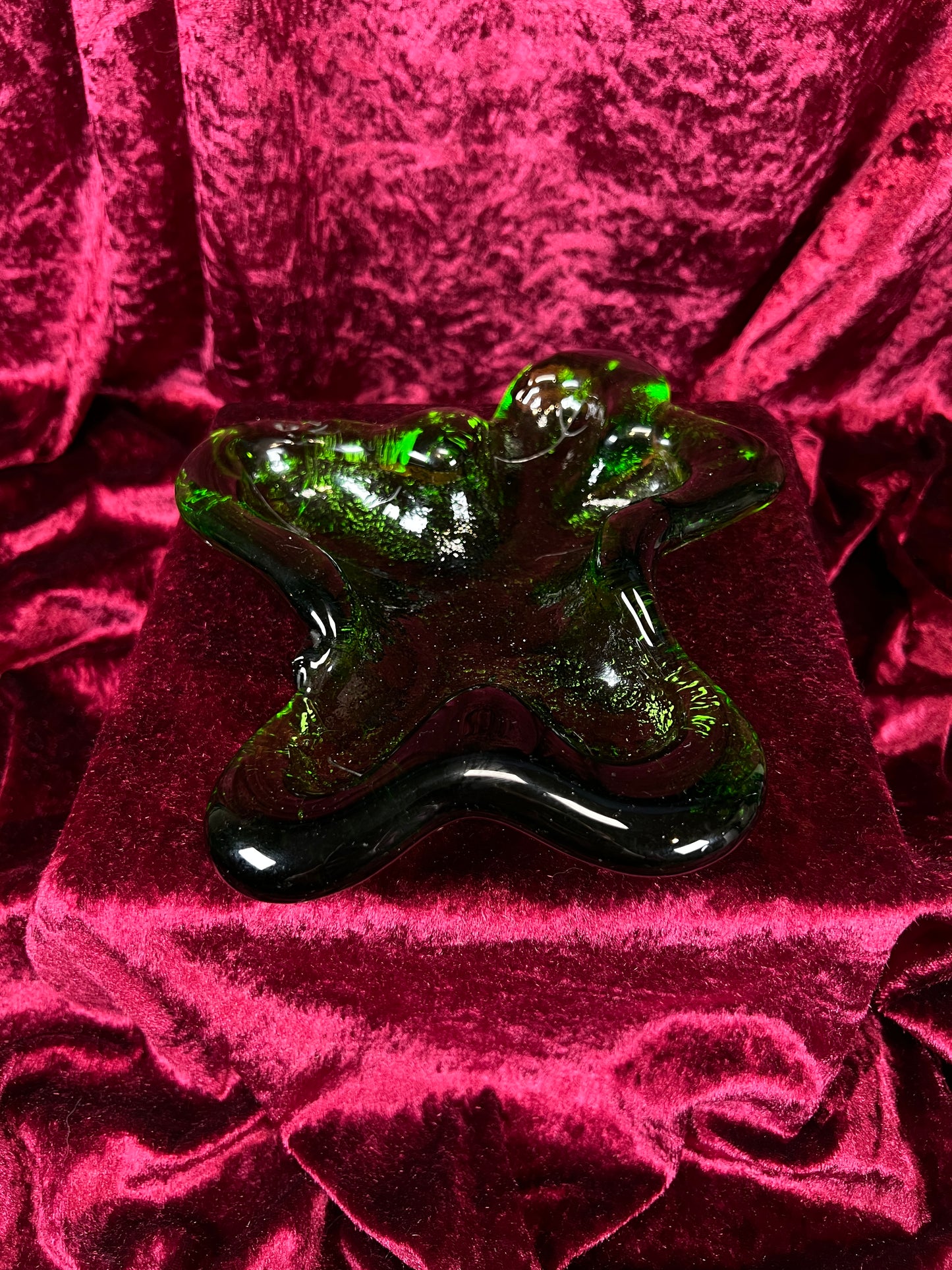 Vintage Blenko Handblown Ashtray - Green Amoeba Freeform Art Glass Trinket Dish