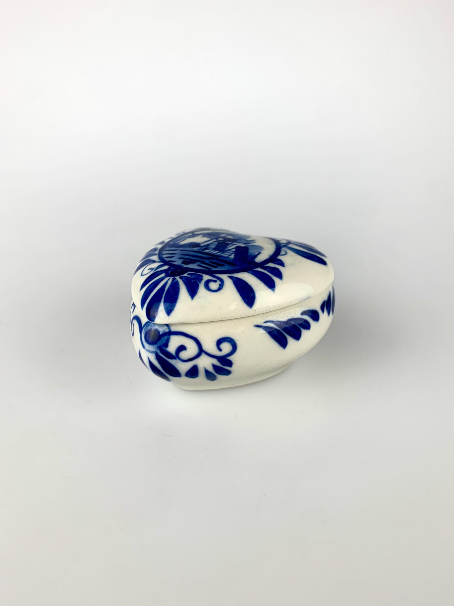 Vintage Royal Delft Porcelain Hand Painted Heart Shaped Trinket Box - Delfts Blue - Made In Holland