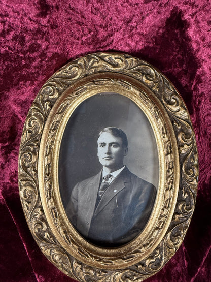 Antique Gilt Oval Portrait Frame – Black and White Haunted Photograph of A Gentleman