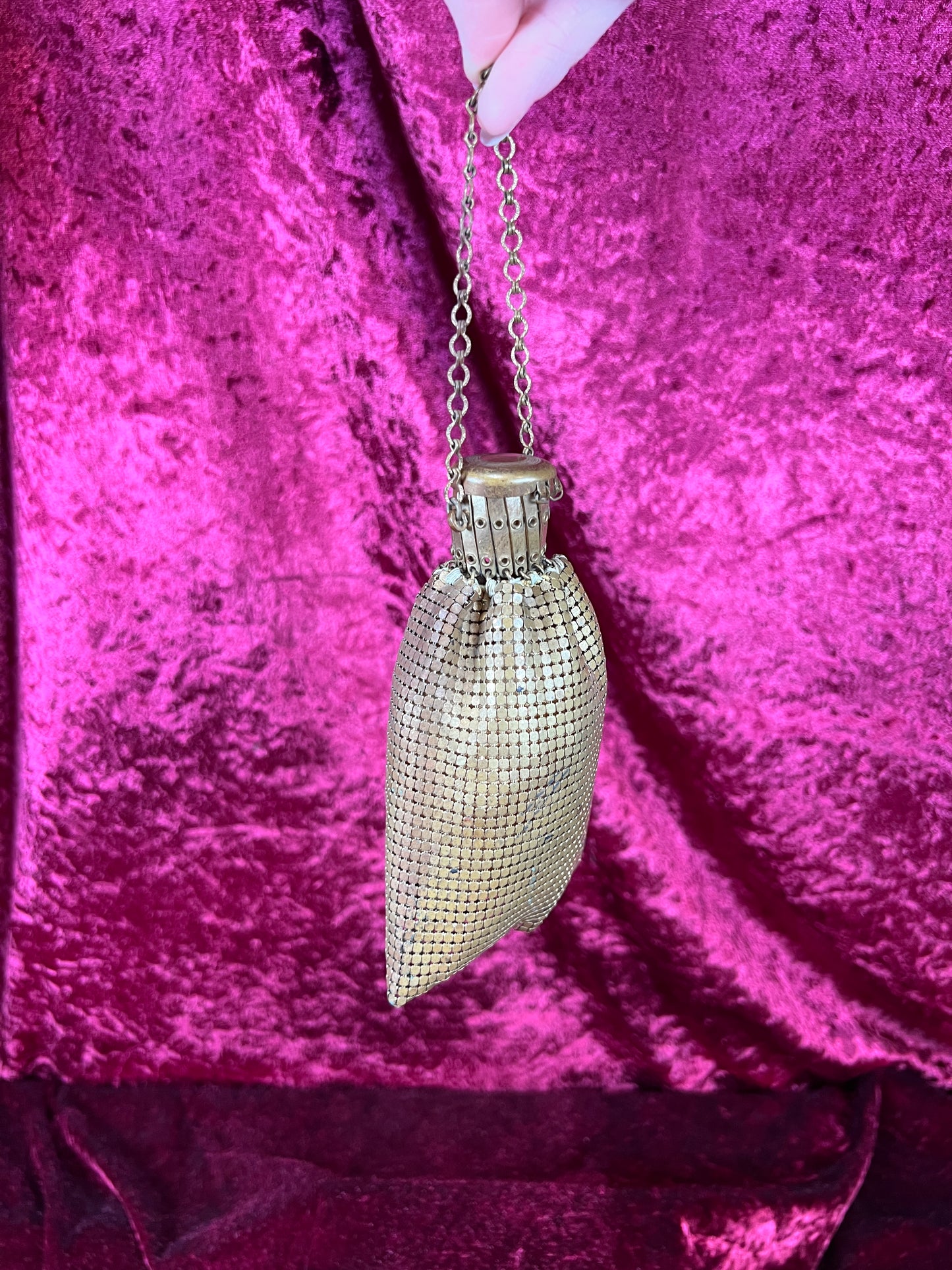 Vintage Metal Mesh Beggar's Purse –  Expandable Top - Whiting & Davis