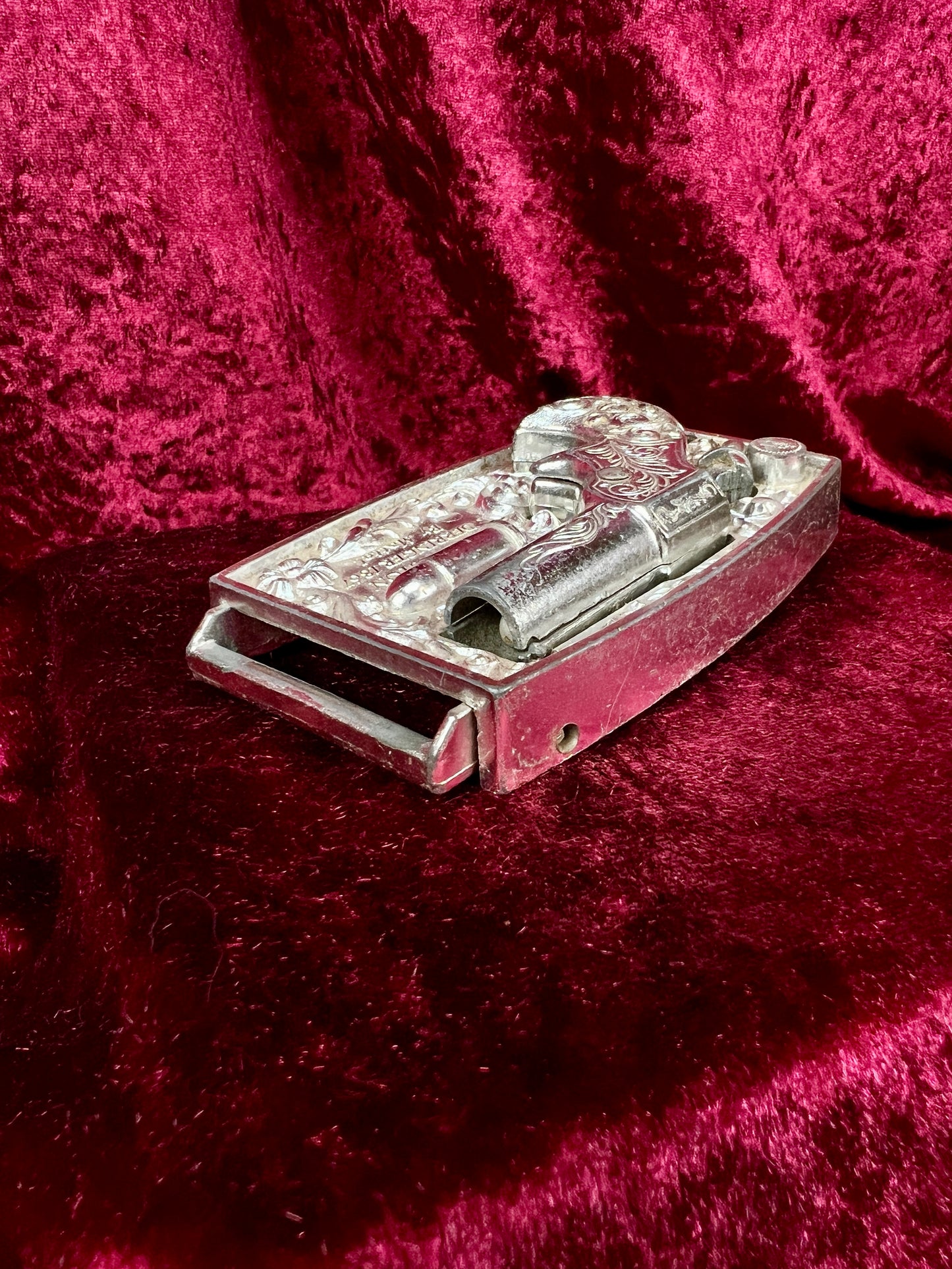 Vintage Metal Belt Buckle - Agent Zero Remington Derringer Cap Gun - 1959 Mattel