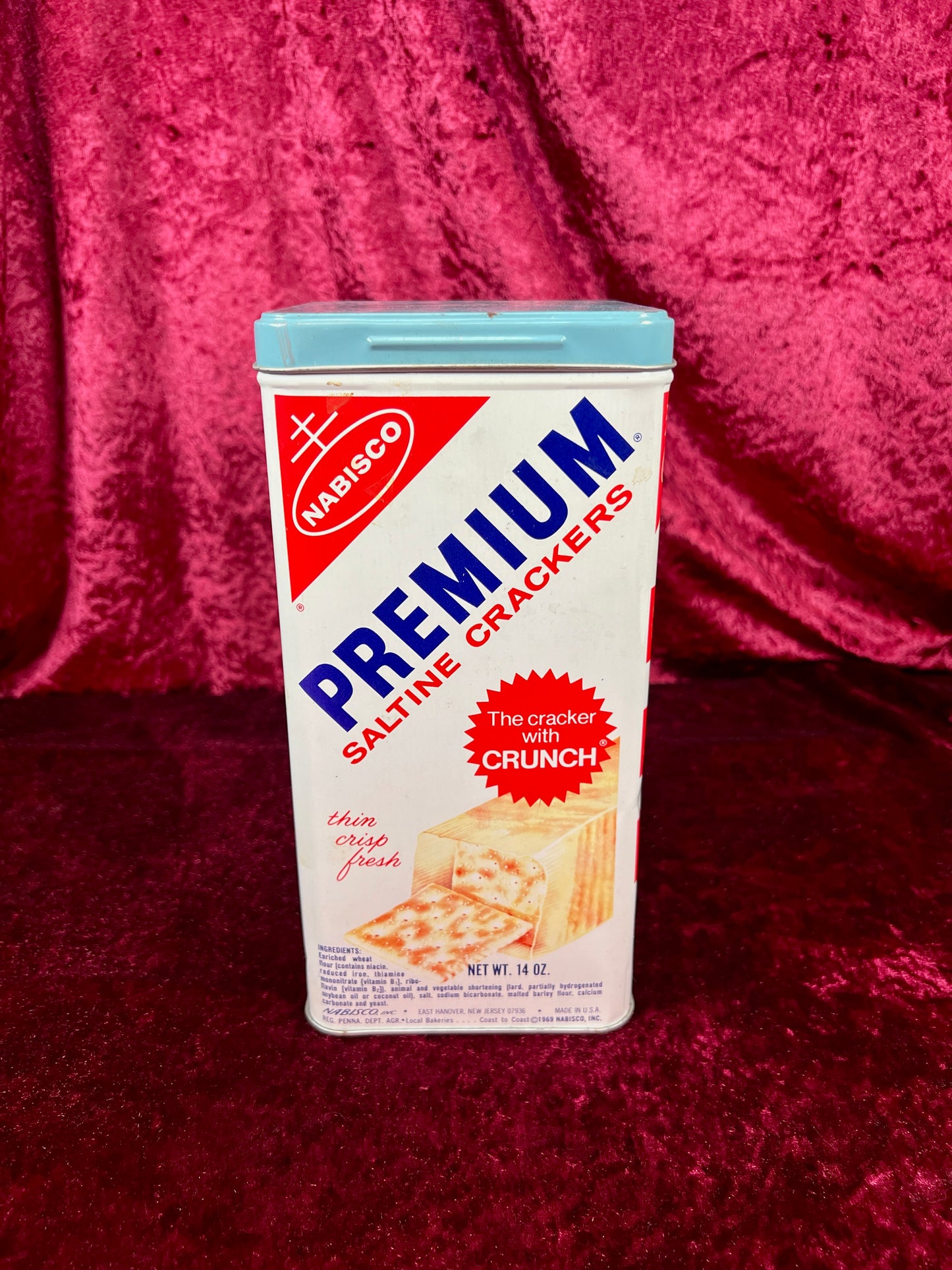 Vintage Kitchen Canister - Nabisco Premium Saltine Cracker Tin - 14 Oz