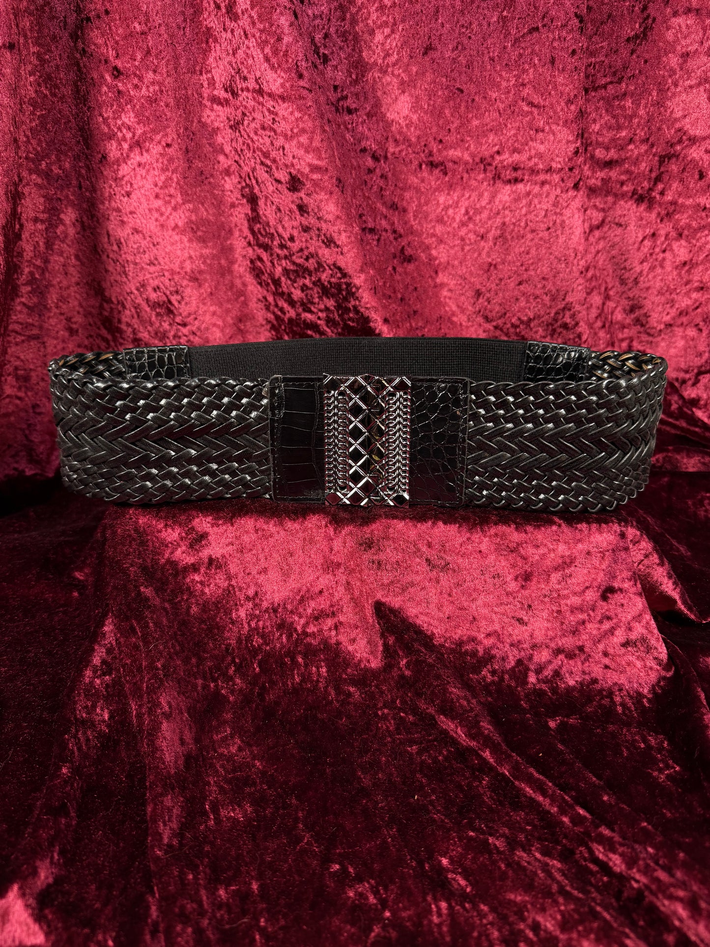 Vintage Accessories - Faux Leather Braided Stretch Waist Belt - Black - Medium / Large