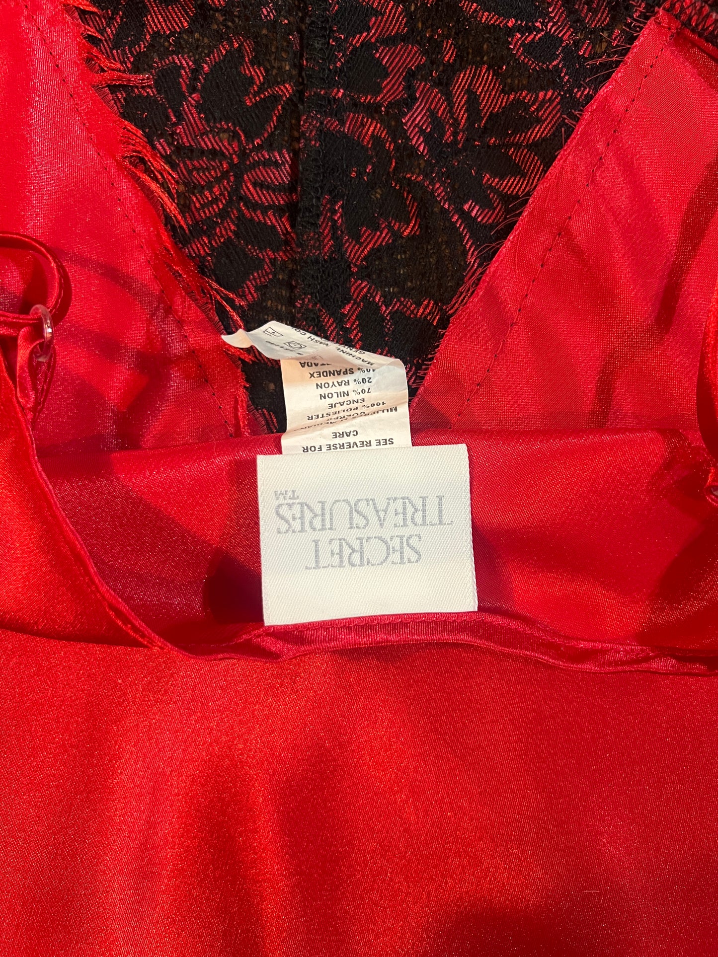 Vintage Clothing - Red Satin with Black Lace Tank & Pant Pajama Set - Secret Treasures - Size Medium