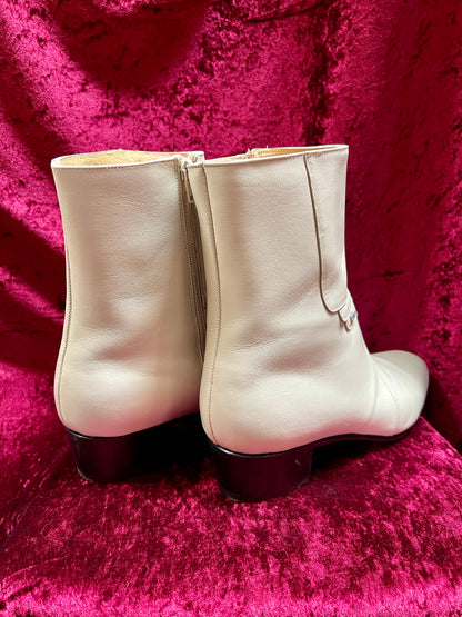 Vintage Shoes - Western Style Ankle Boots - Genuine Leather - White - Size 11.5 / 12 - Besserro