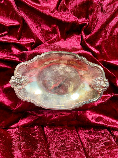 Vintage Kitchen - Curved Serving Dish with Spoon - Silver Metal  - Ornate Floral Edge