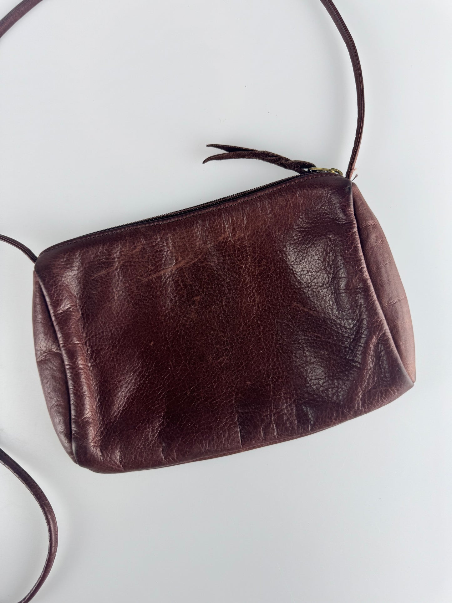 Vintage Purse - Brown Leather Crossbody Bag - Zippered Top