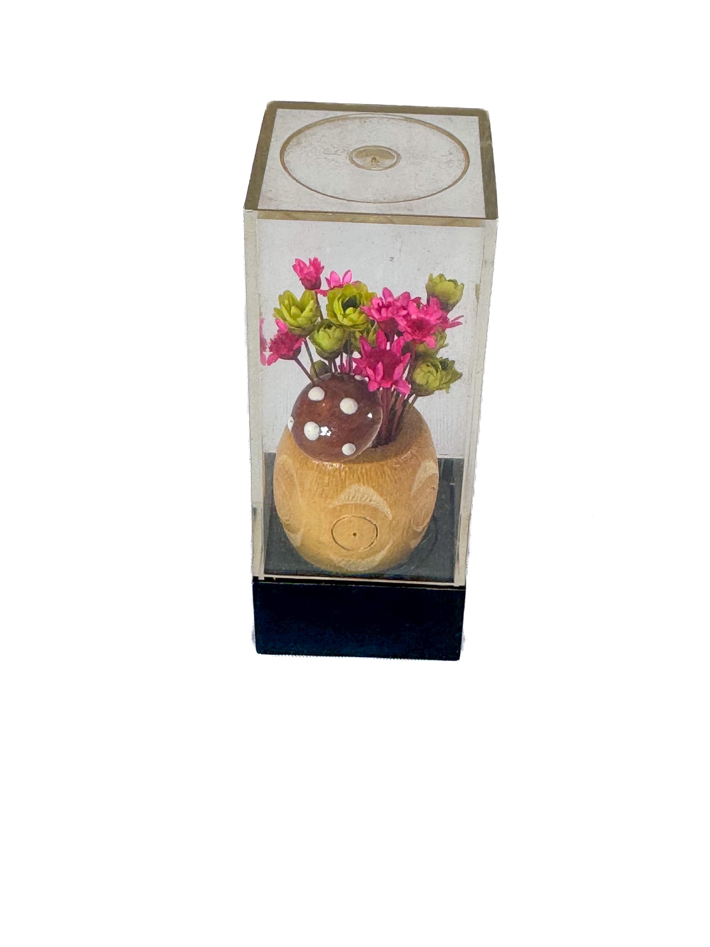 Vintage Trinket - Miniature Vase w/ Dried Flowers & Mushroom