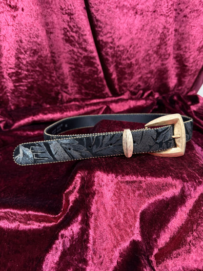 Vintage Accessories - Genuine Leather Belt - Hand Painted Leaves with Brass Hardware - M/L