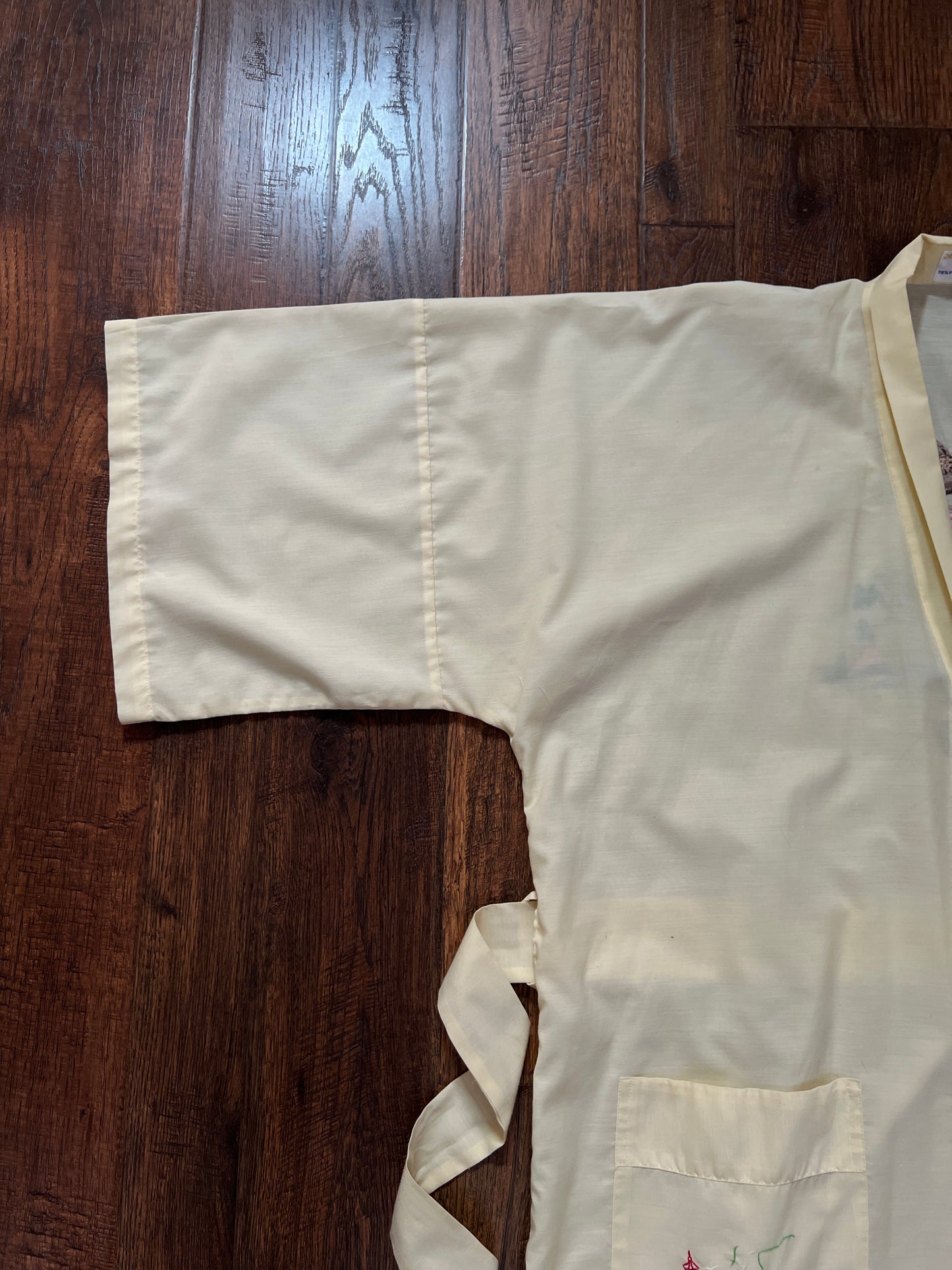 Vintage Jodie Arden Kimono Robe – Pale Yellow Embroidered Asian Garden Motif