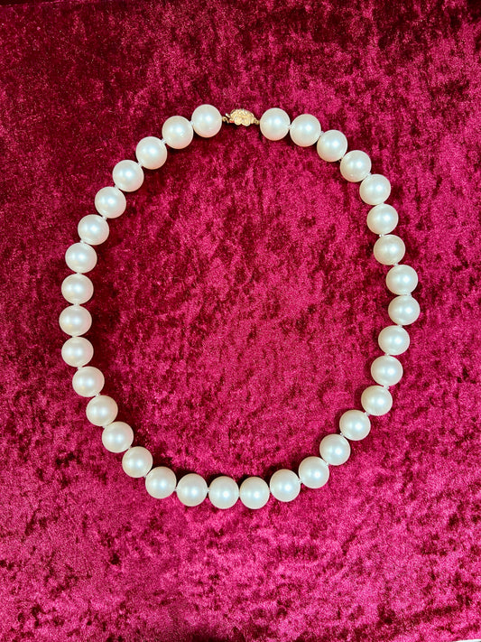 Vintage Jewelry - Beaded Necklace - Jumbo Faux Pearls - 24.5"