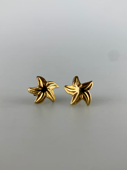 Vintage Avon Gold Tone Starfish Stud Earrings