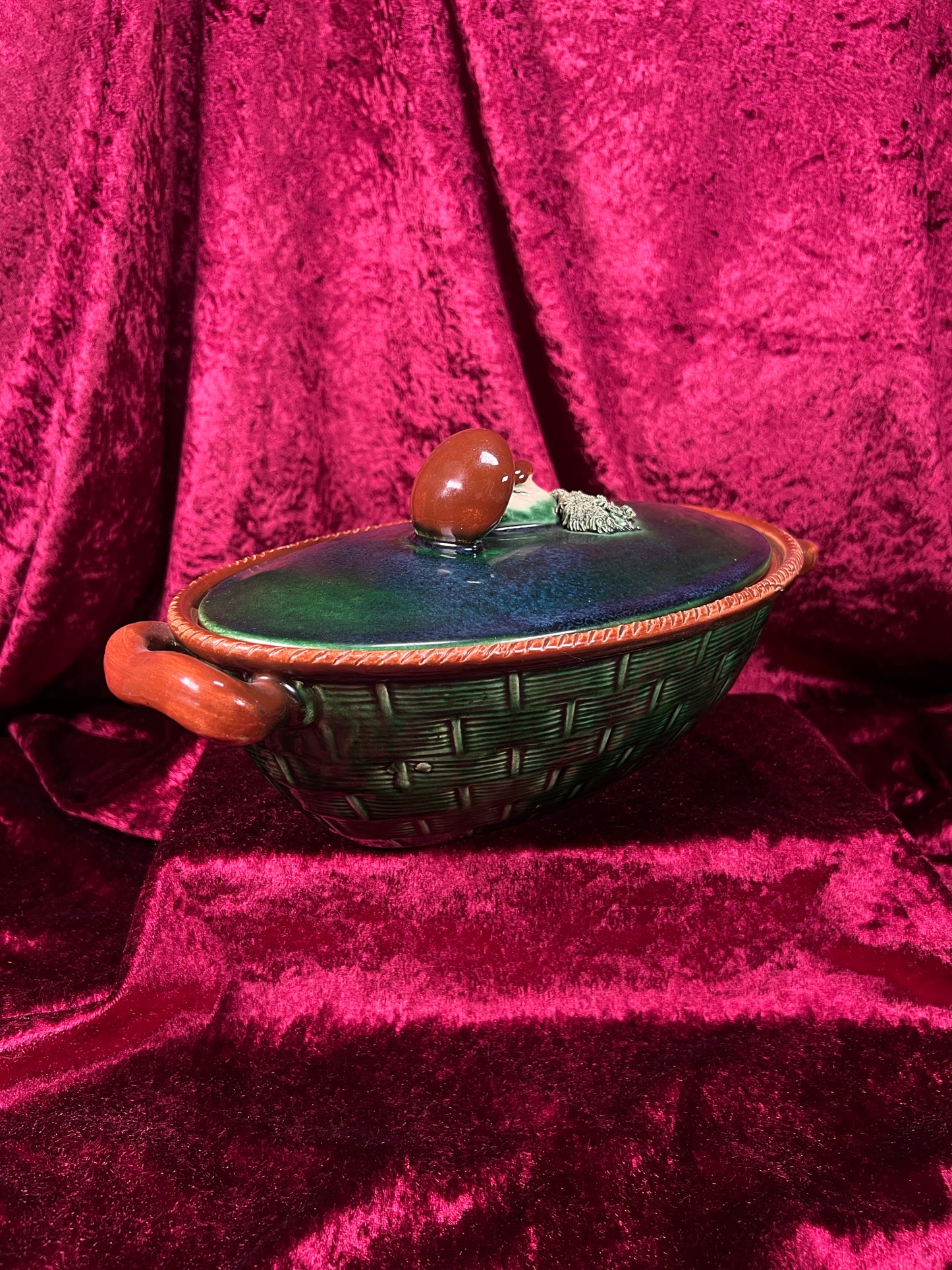 Vintage Ceramic Covered Casserole Dish - Majolica Mushroom Lid Basketweave Belgium Tellurite