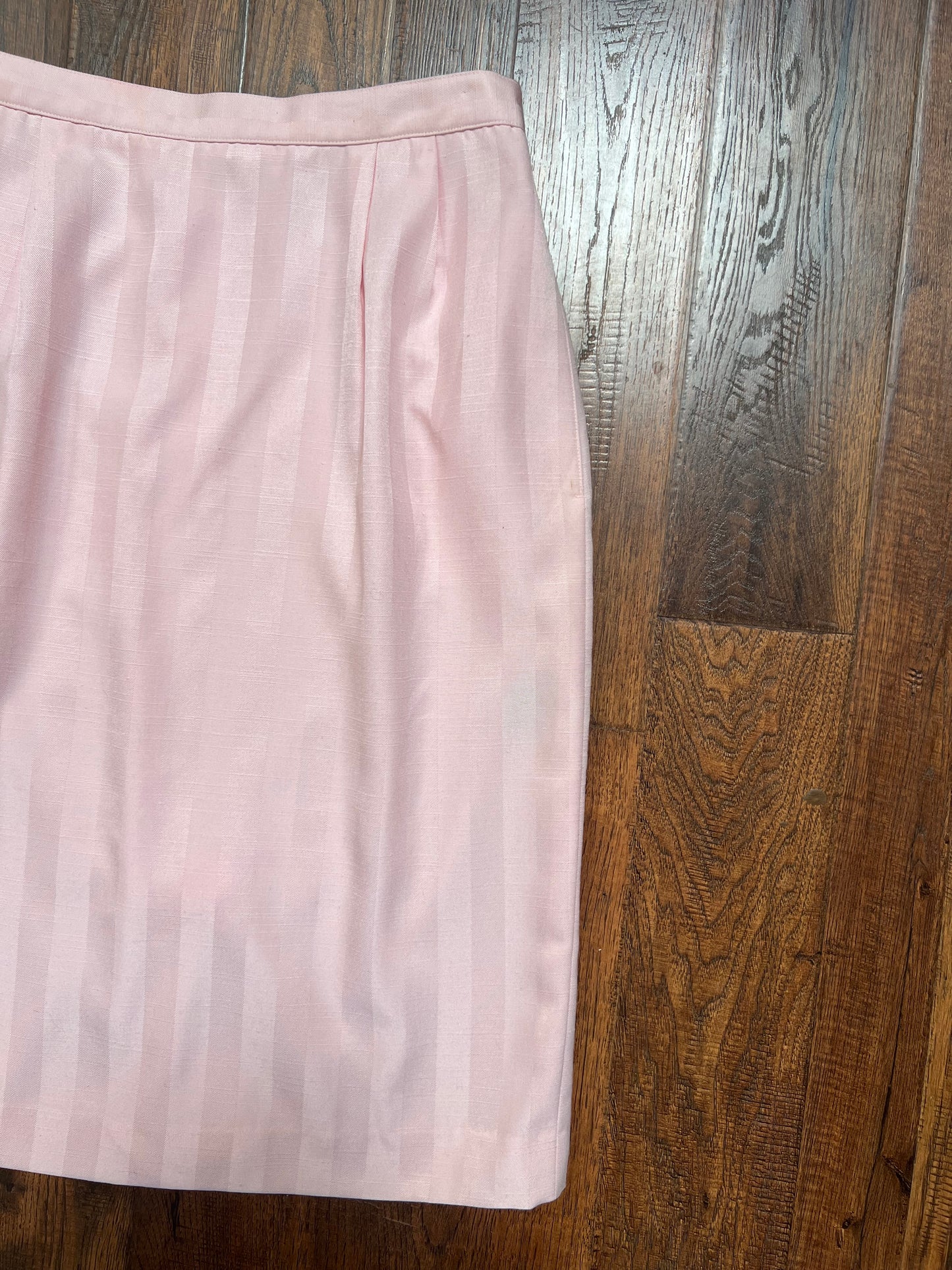 Vintage Clothing - Pinstripe Straight Skirt - Cotton Candy Pink - Sassoon - Small