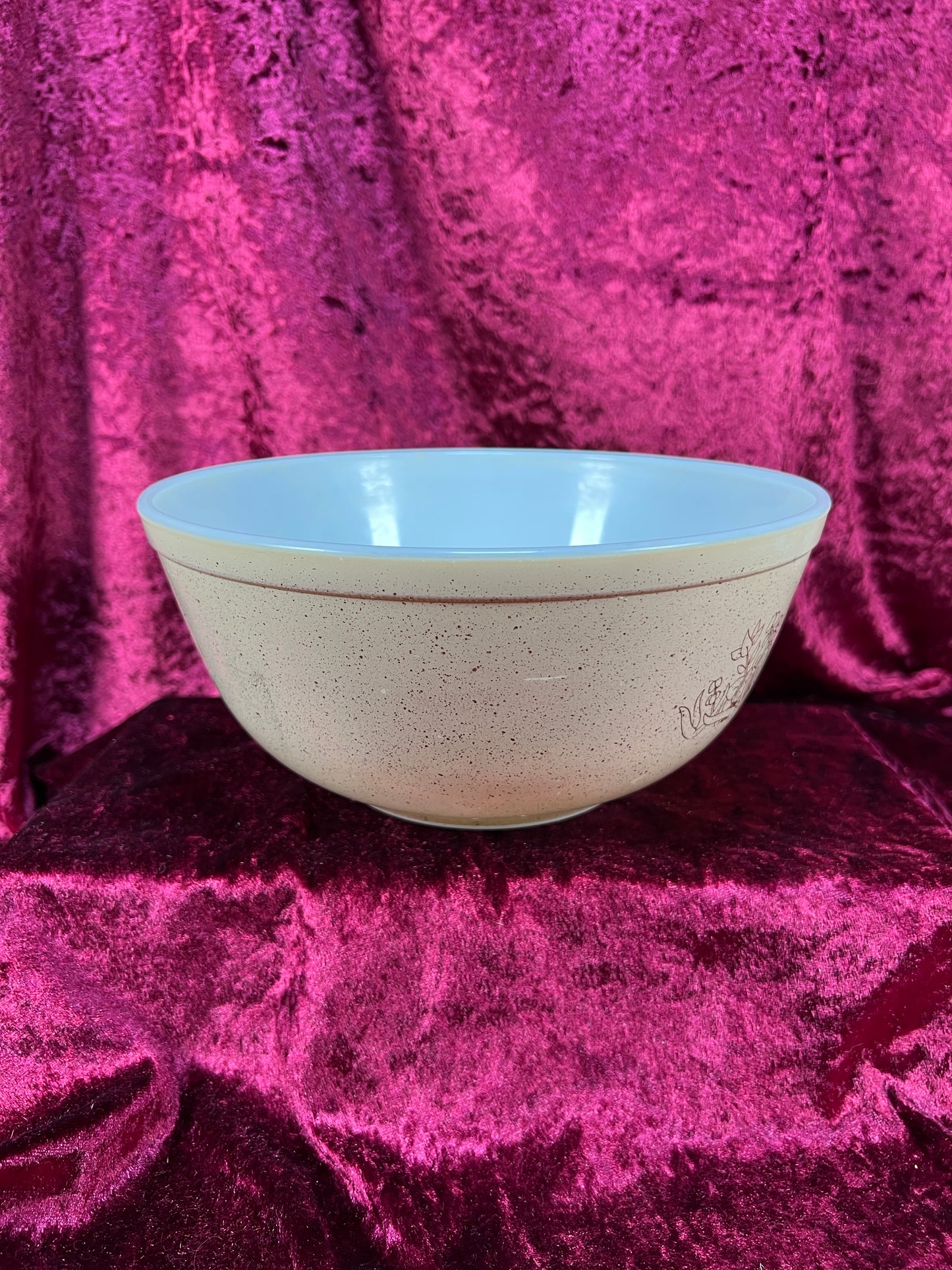 Vintage Kitchen - Mixing Bowl - Forest Fancies Mushrooms - Pyrex - 2.5L