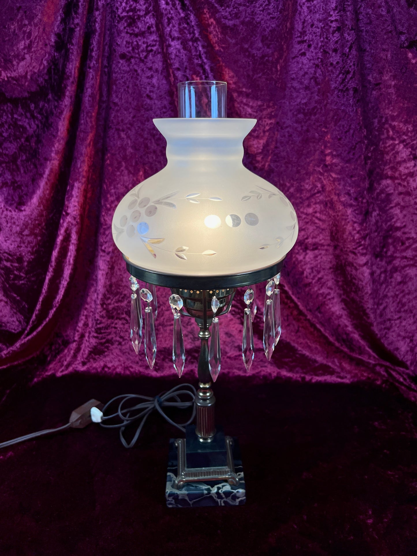 Antique Marble and Brass Sinumbra Style Hurricane Lamp – Frosted Glass Shade with Crystal Prisms
