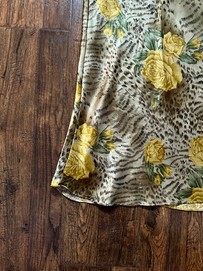 Vintage Robe and Nightgown Nightwear Set - Animal and Yellow Rose Print - Night Essence