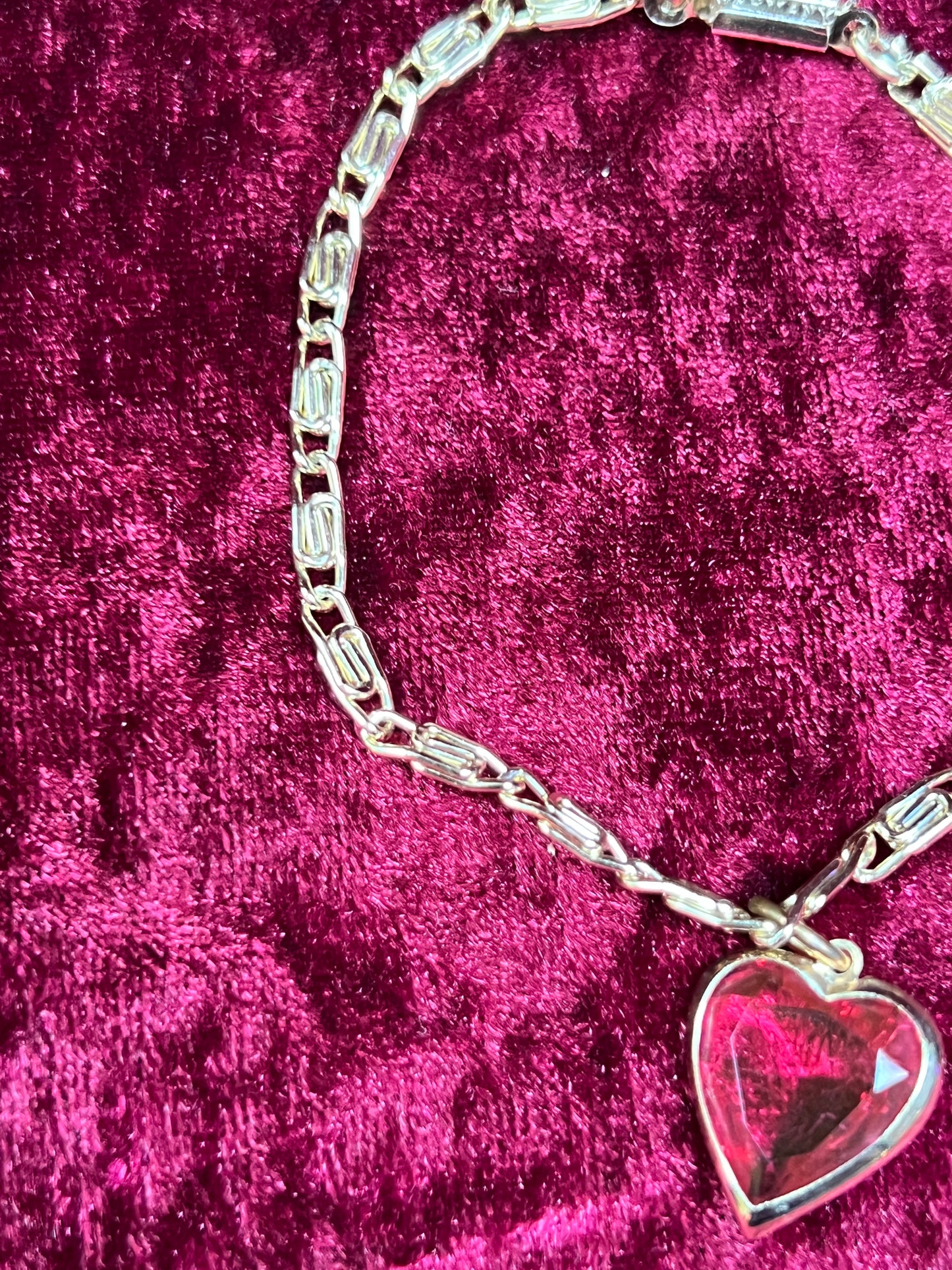 Vintage Jewelry - Bracelet - Gold Tone Metal - Pink Heart Pendant - Germany