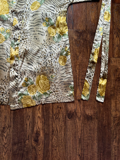 Vintage Robe and Nightgown Nightwear Set - Animal and Yellow Rose Print - Night Essence