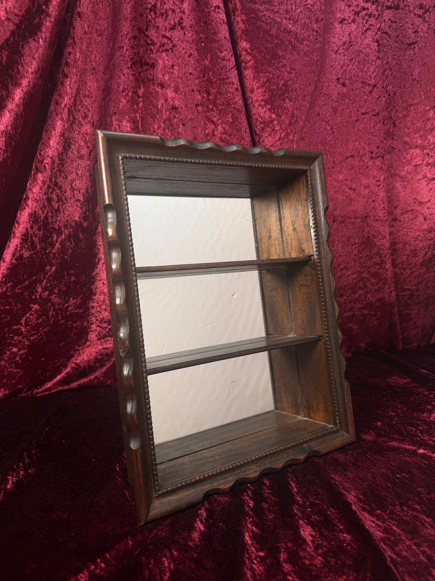 Vintage Wood Wall Trinket Shelf – Mirror Back Curio Shadow Box with Scalloped Frame