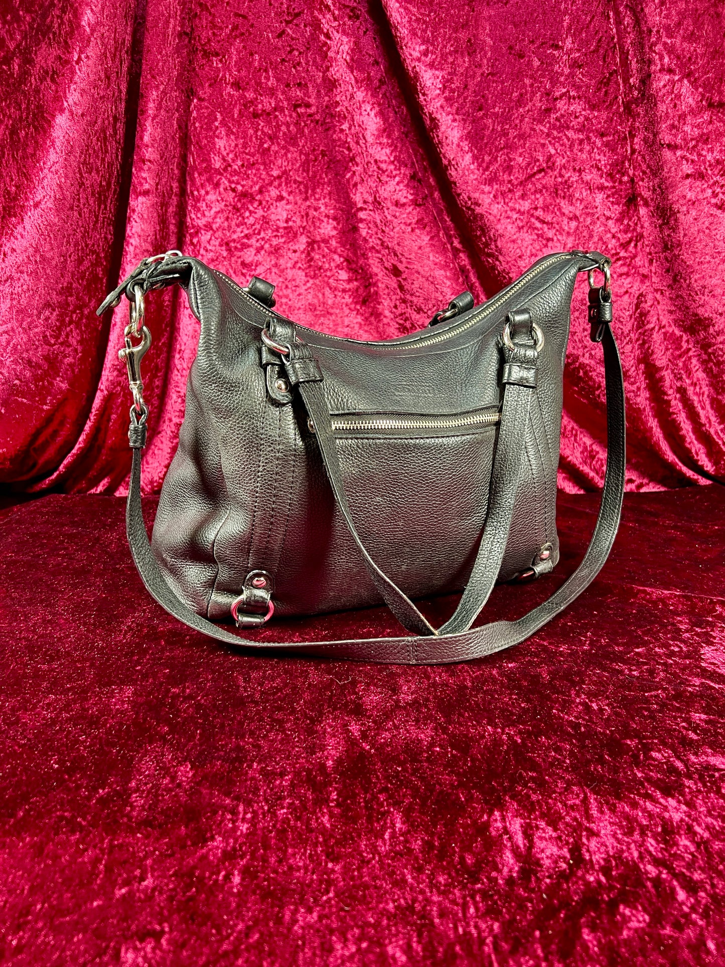 Vintage Accessories - Purse - Black Pebble Leather with Silver Hardware - Purple Lining - Coach