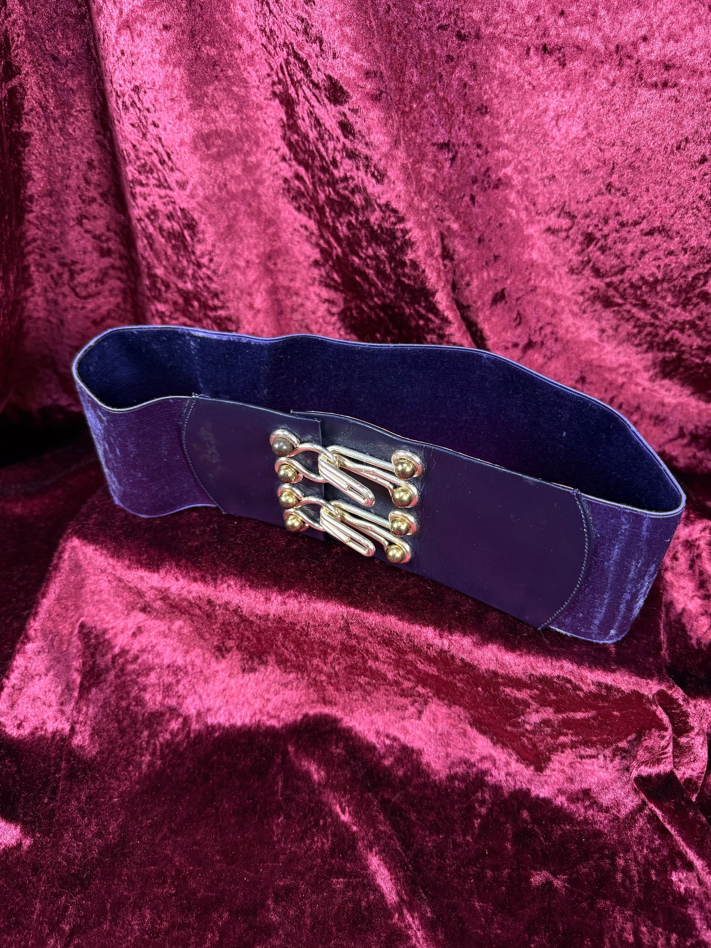 Vintage Accessories - Wide Band Stretch Waist Belt - Royal Purple with Front Hook Closure - Small / Medium
