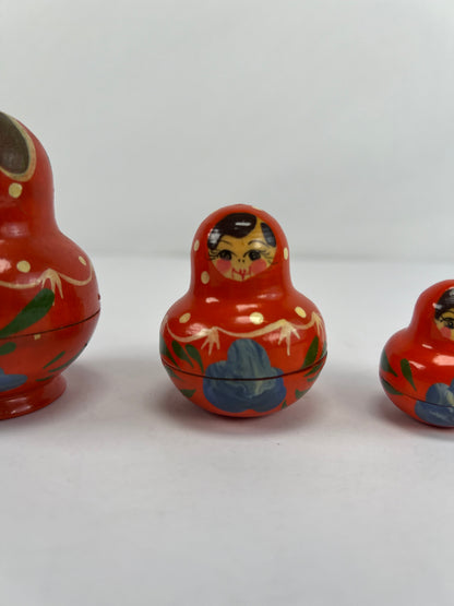 Vintage Trinkets - Russian Matryoshka Nesting Dolls - Orange & Blue - Unsigned