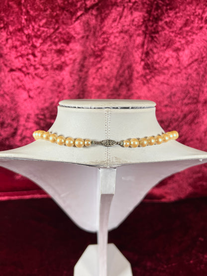 Vintage Jewelry - Necklace - Faux Pearls - Cream - 20.75"