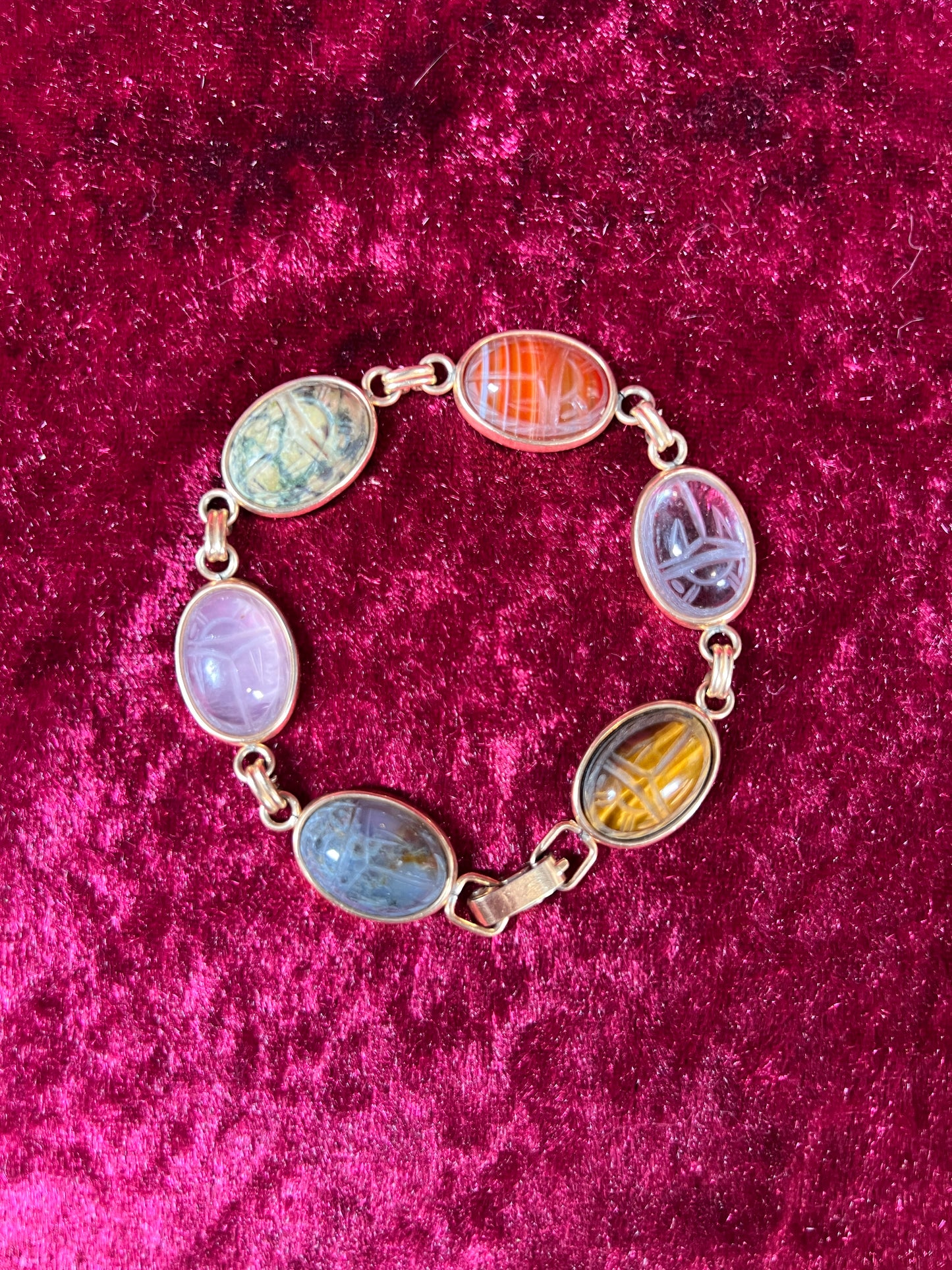 Vintage Jewelry - Bracelet - Gold Tone - Multicolor Carved Scarab Beetles - Krementz - 7"