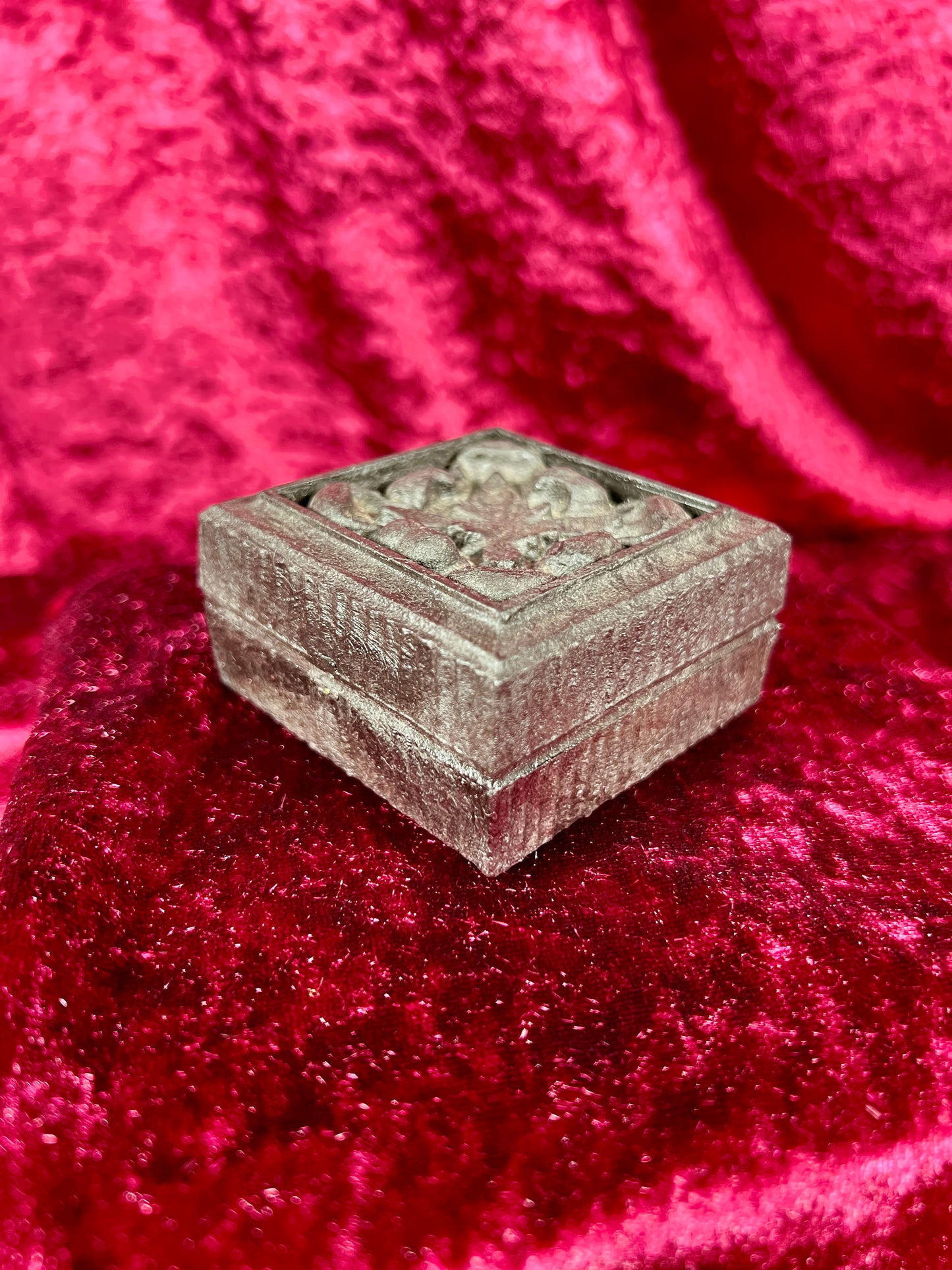 Vintage Trinket Box - Black Carved Flower - 2.5"