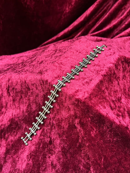 Vintage Jewelry - Bracelet - 925 Sterling Silver - Industrial Ball and Bar Link